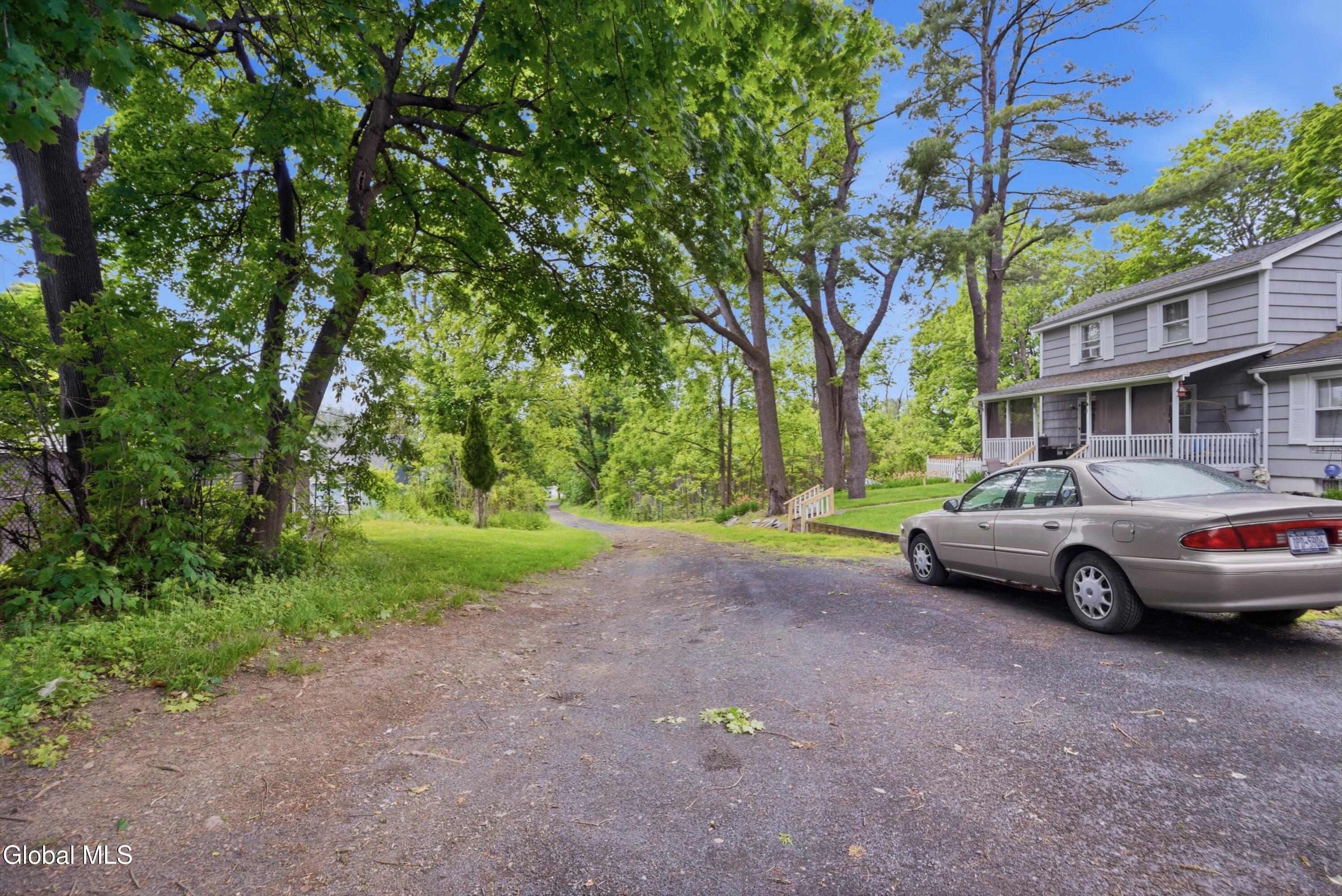 598 Hoosick Road Brunswick, NY 12180 - Photo 15 of 17 598 Hoosick Rd Troy_ NY 12180_ USA (3)