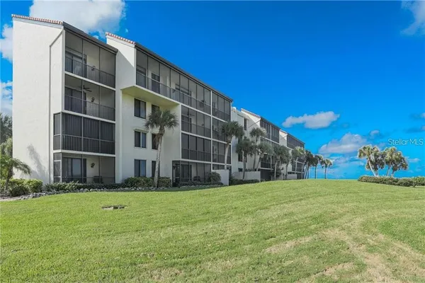 $10,000 | 1925 Gulf Of Mexico Drive, Unit 309, Longboat Key, FL 34228