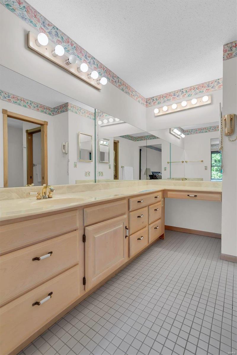 12507 West Watson Road St. Louis, MO 63127 - Photo 47 of 76 Gallery Image 47