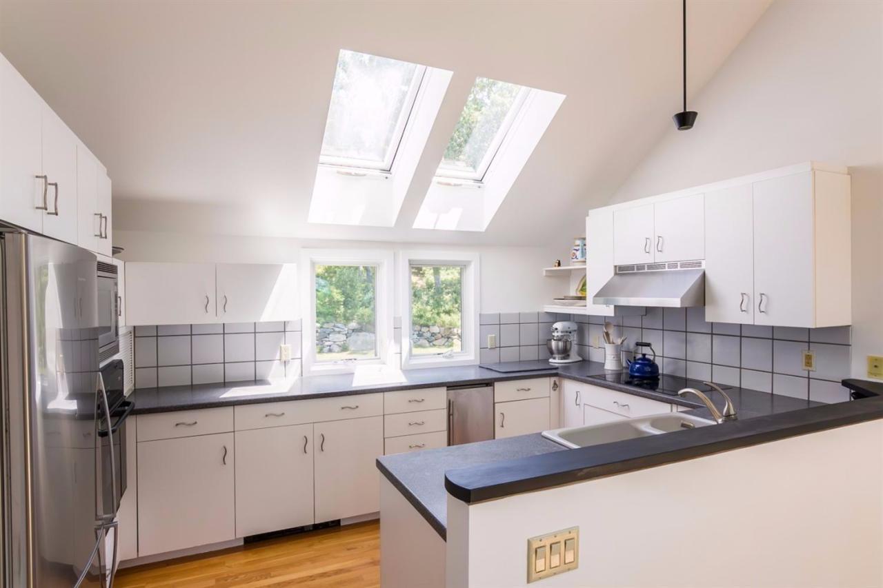 27 Tilton Road Chilmark, MA 02535 - Photo 9 of 27 Additional Photo