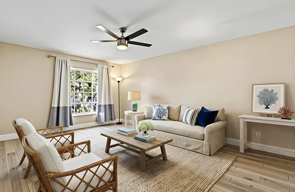 $1,700 | 2270 Northeast 68th Street, Unit 1927, Fort Lauderdale, FL 33308