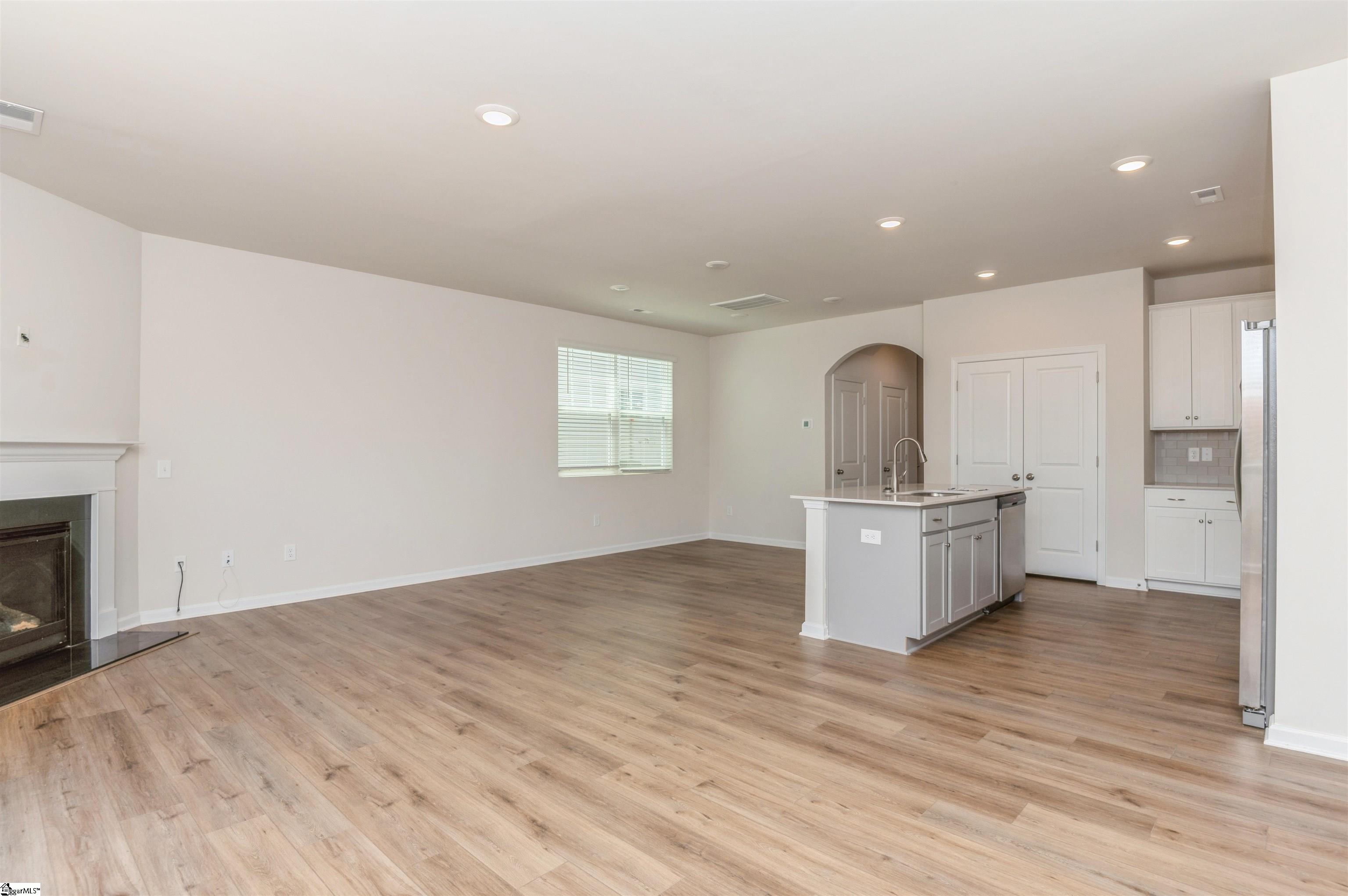 324 East Compass Way Easley, SC 29640 - Photo 18 of 31 Gallery Image 18