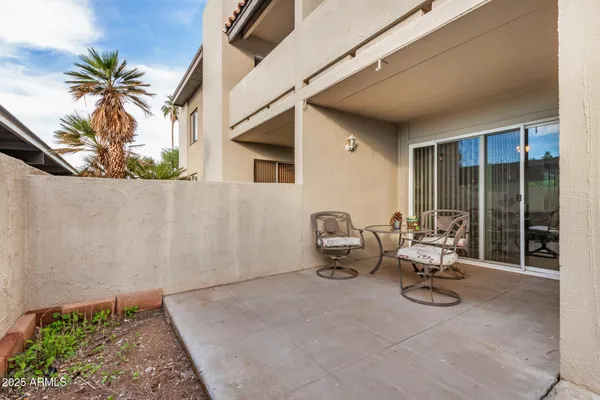 $348,500 | 4201 East Camelback Road, Unit 15, Phoenix, AZ 85018