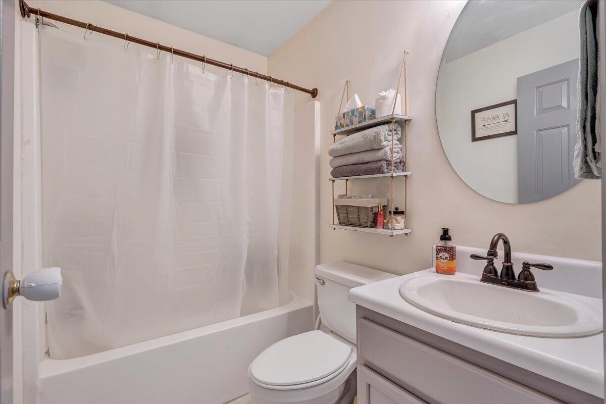 1631 Midland Road Salem, VA 24153 - Photo 14 of 26 14-MIB05548