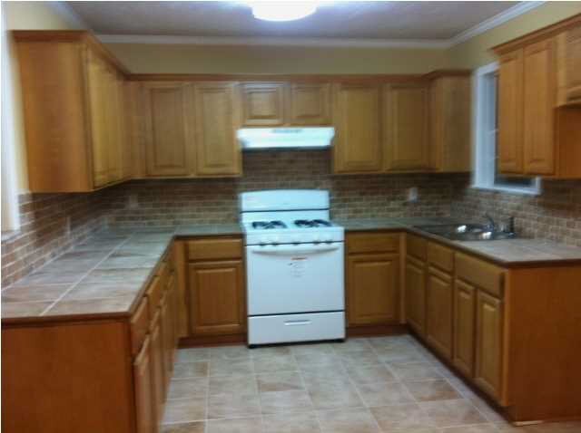 323 Cedars Of Lebanon Road Jackson, MS 39206 - Photo 2 of 4 Photo 2