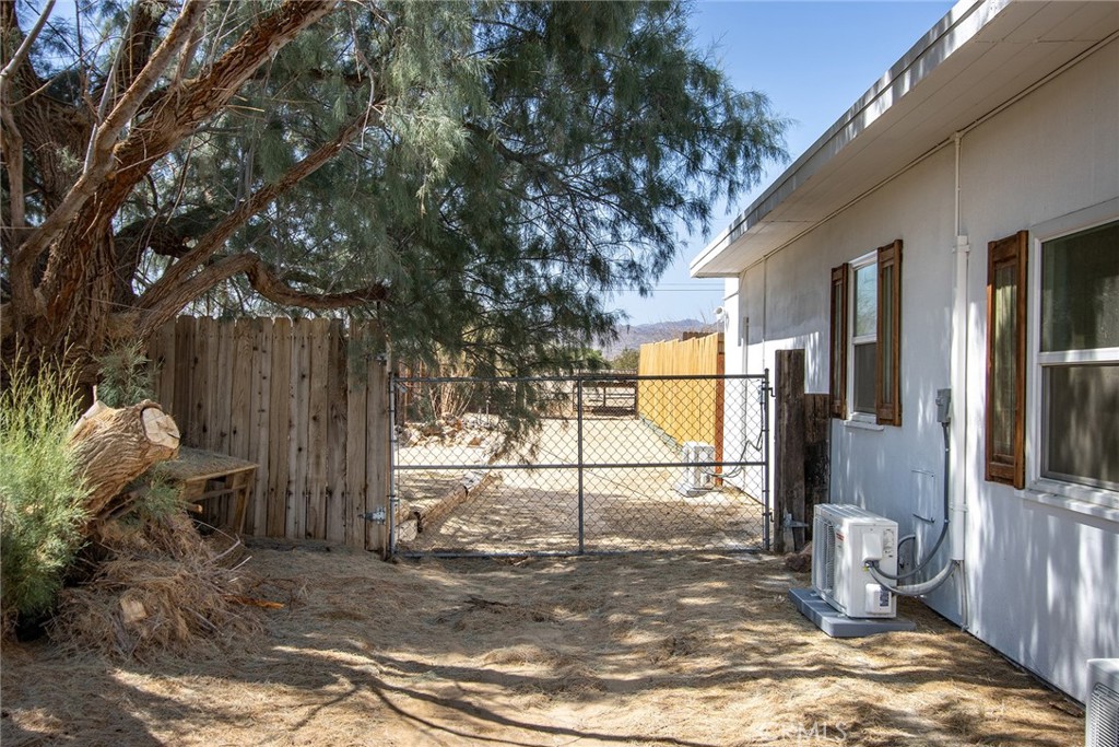 64975 Sun Oro Road Joshua Tree, CA 92252 - Photo 45 of 52