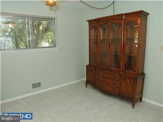 234 George Dye Road Hamilton Square, NJ 08690 - Photo 5 of 12 Gallery Image 5