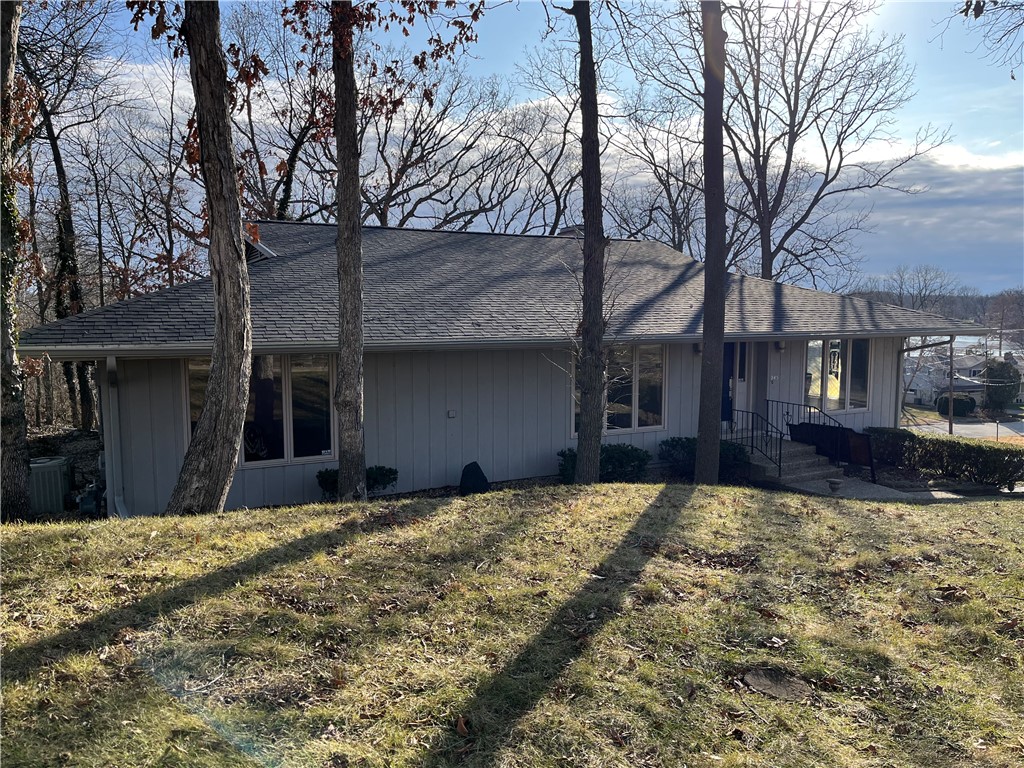 245 Silver Drive Decatur, IL 62521 - Photo 2 of 42