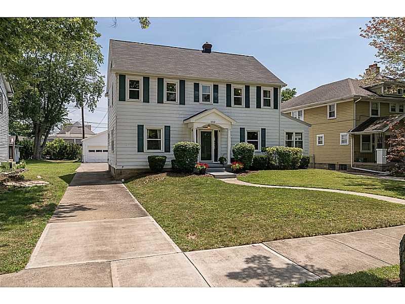 1818 Stratford Place Springfield, OH 45504 - Photo 2 of 25
