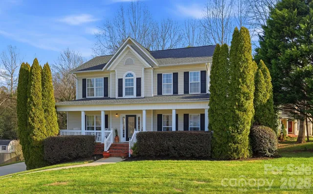 $449,900 | 2712 25th Street Northeast, Hickory, NC 28601