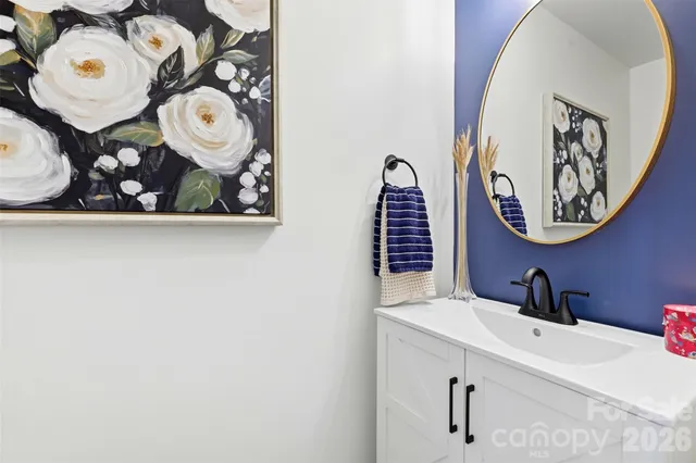 $449,900 | 2712 25th Street Northeast, Hickory, NC 28601