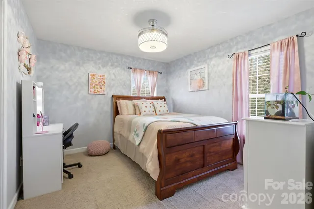 $449,900 | 2712 25th Street Northeast, Hickory, NC 28601