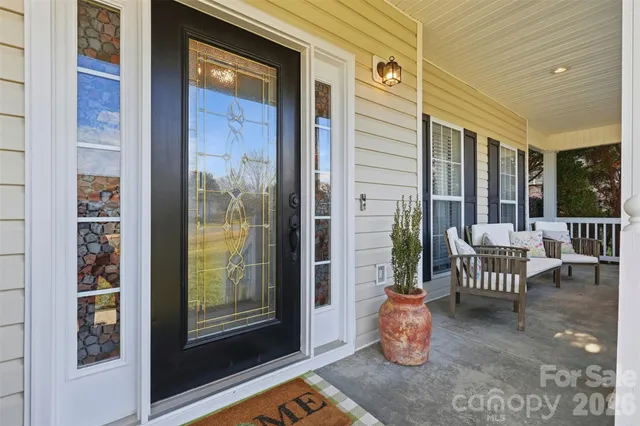 $449,900 | 2712 25th Street Northeast, Hickory, NC 28601