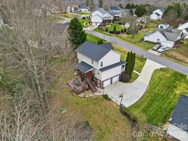 $449,900 | 2712 25th Street Northeast, Hickory, NC 28601