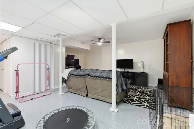 $449,900 | 2712 25th Street Northeast, Hickory, NC 28601