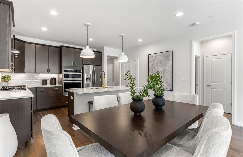 9 Weathervane Drive, Unit 45 Walpole, MA 02081 - Photo 8 of 28