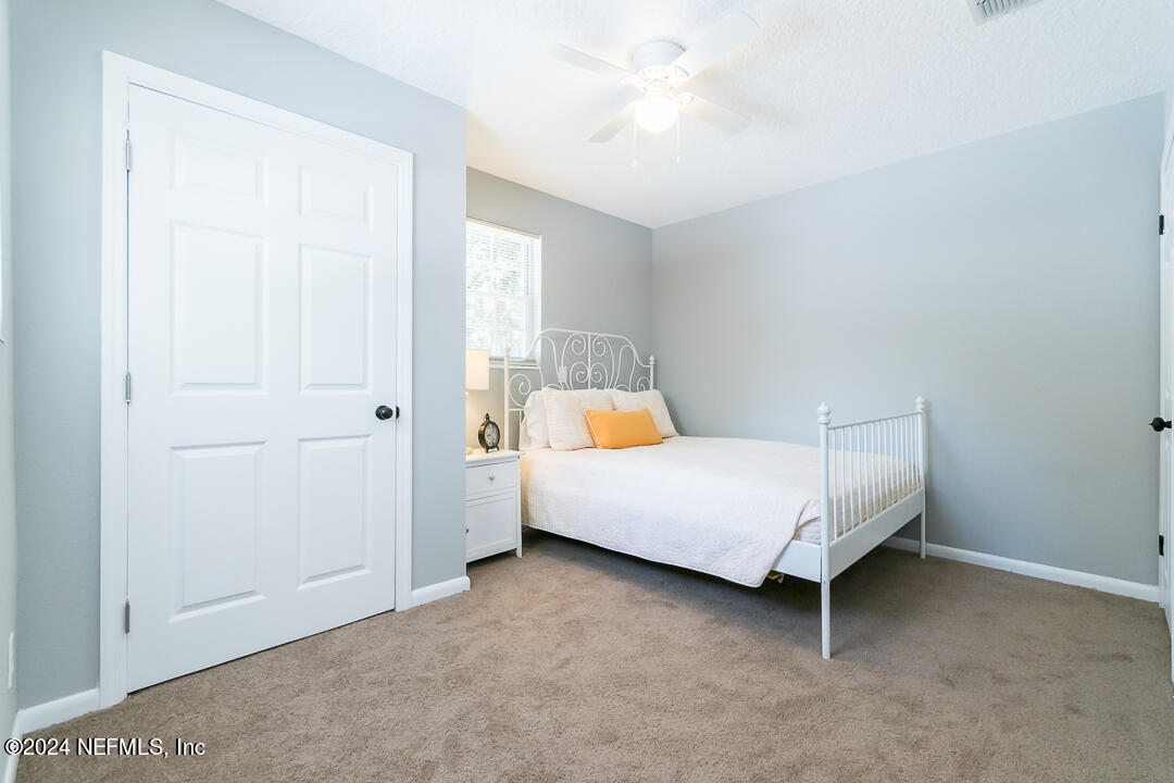 3924 Peter Rabbit Drive Jacksonville, FL 32210 - Photo 17 of 34 017