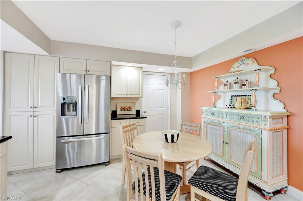 15 Bluebill Avenue, Unit 304 Naples, FL 34108 - Photo 11 of 43