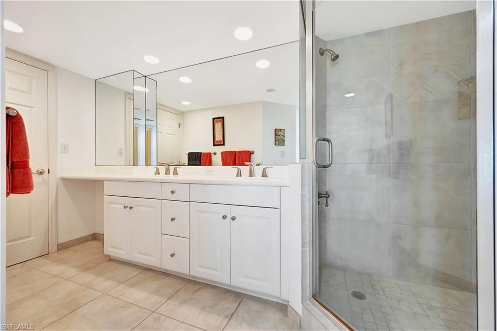 15 Bluebill Avenue, Unit 304 Naples, FL 34108 - Photo 18 of 43