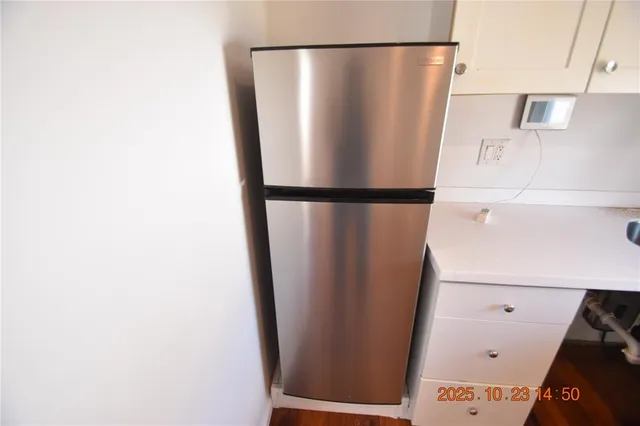 $1,150 | 4520 Burlington Avenue North, Unit BACK, St. Petersburg, FL 33713