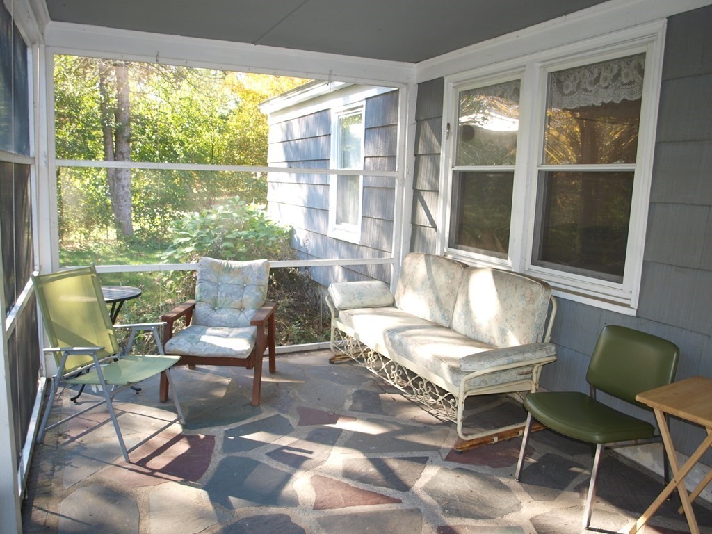 13 Parkhurst Road Chelmsford, MA 01824 - Photo 11 of 30