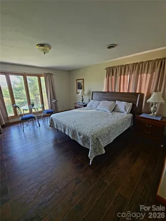 $950,000 | 3 Rolling Meadows Lane, Weaverville, NC 28787