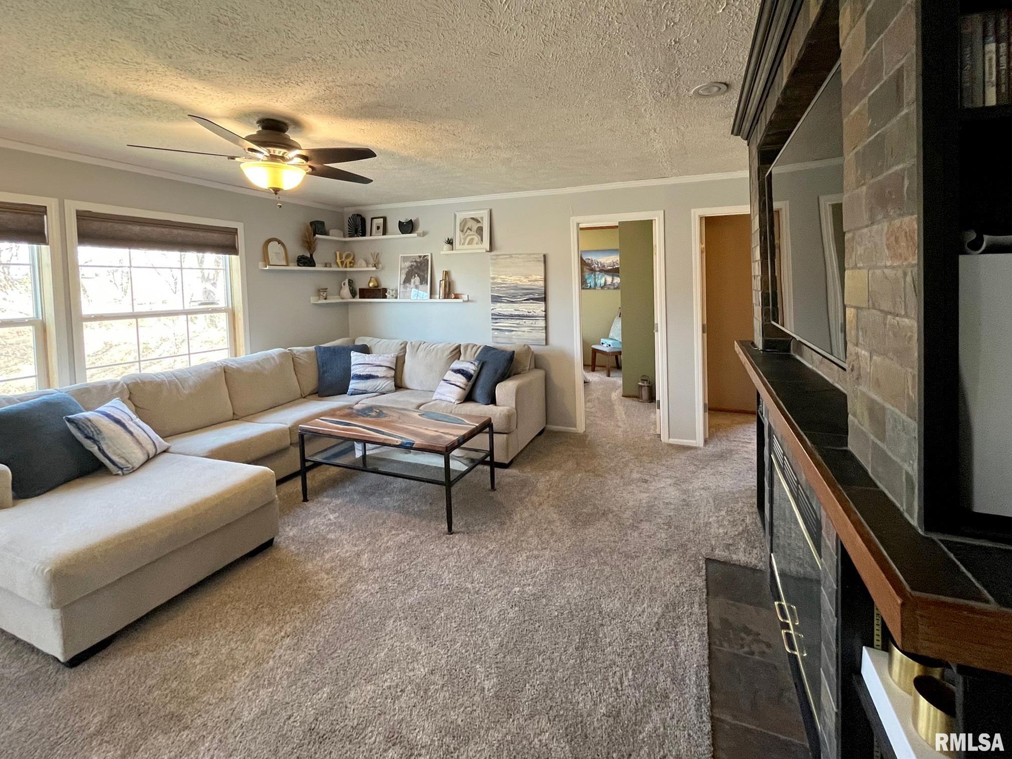 2804 Middle Road Bettendorf, IA 52722 - Photo 14 of 39 Gallery Image 14
