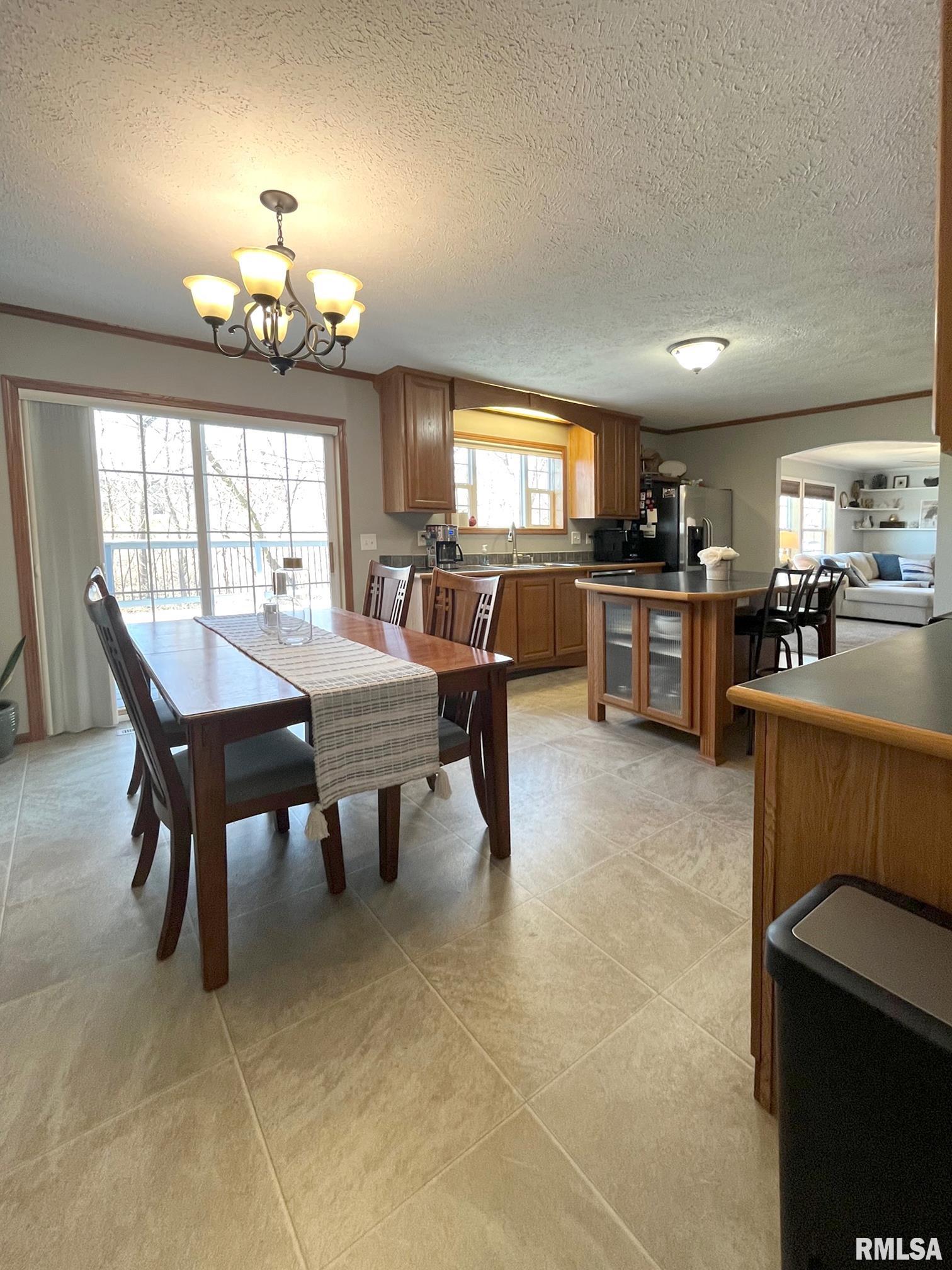 2804 Middle Road Bettendorf, IA 52722 - Photo 23 of 39 Gallery Image 23