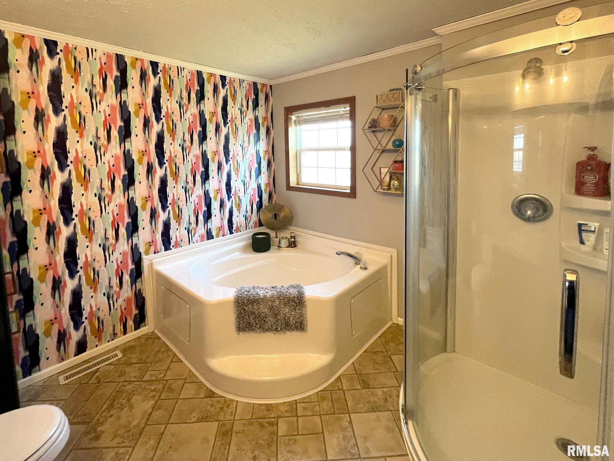 2804 Middle Road Bettendorf, IA 52722 - Photo 29 of 39 Gallery Image 29