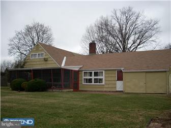 64 Silverspruce Road Levittown, PA 19056 - Photo 2 of 12 Exterior Back