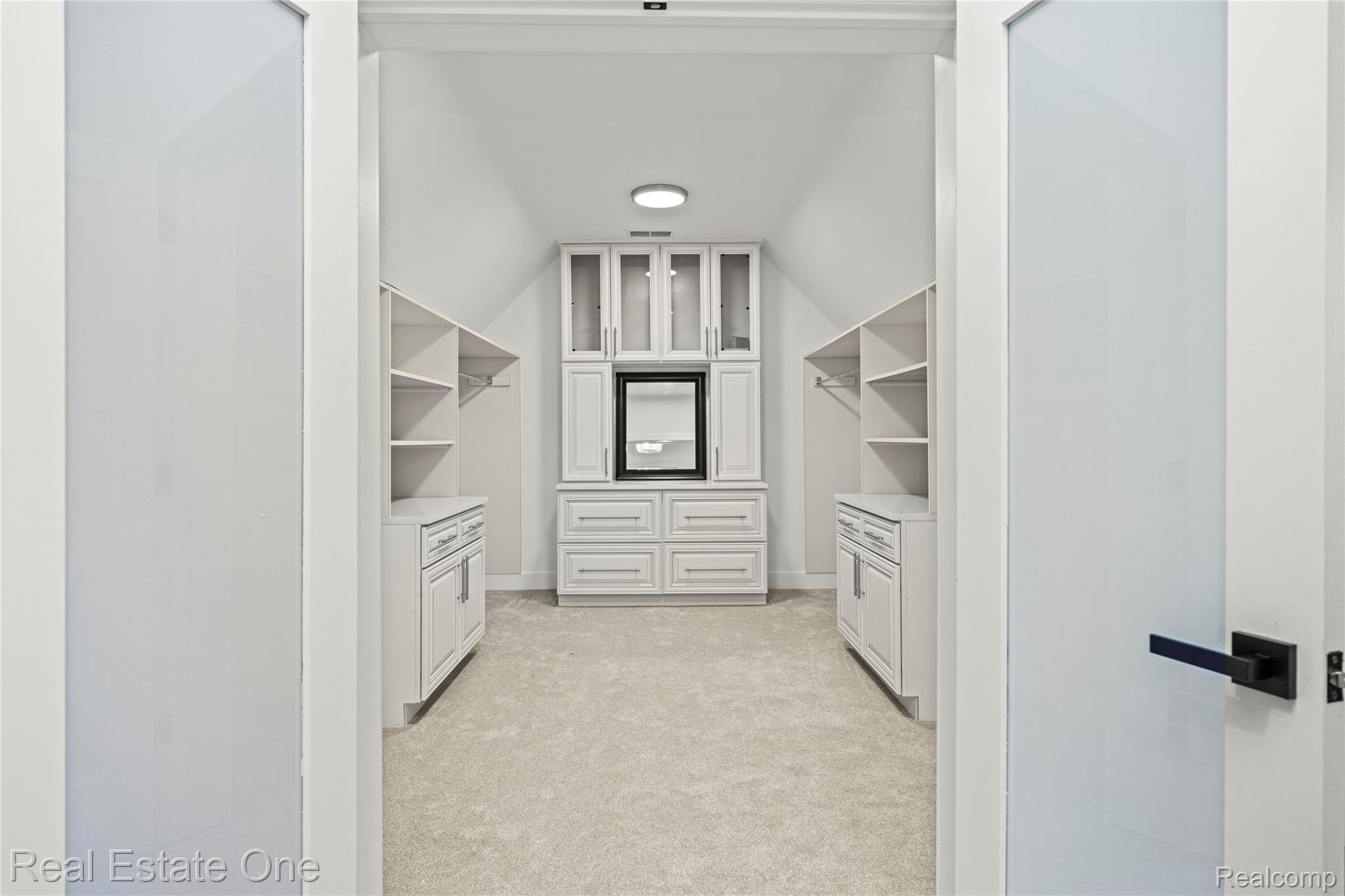 5321 Rochester Road Troy, MI 48085 - Photo 38 of 69 5321 Rochester - OnDemand Pix Photography (40).jpg