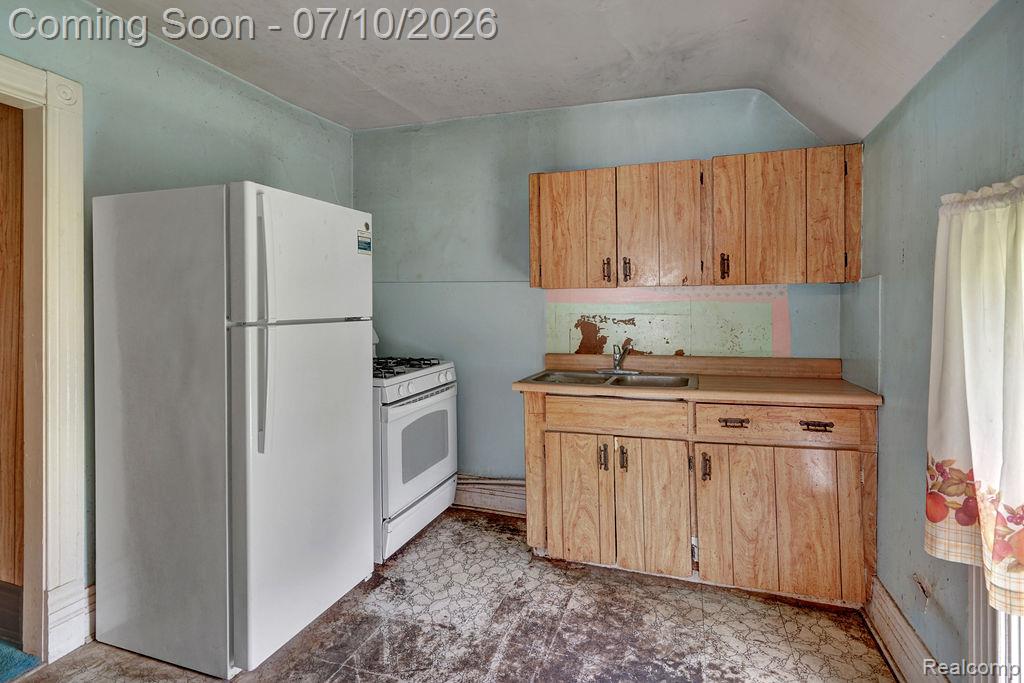 261 Fitz Road Goodells, MI 48027 - Photo 24 of 41 DSC09274.jpg