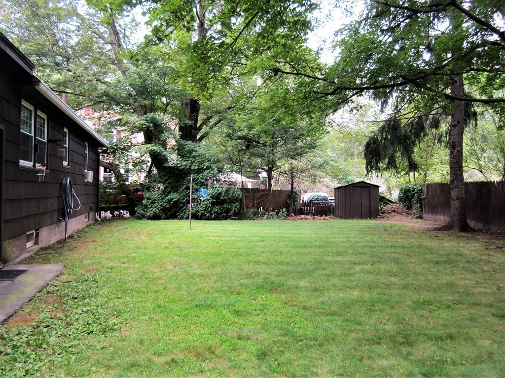 161 Malvern Road Auburn, MA 01501 - Photo 21 of 26 Gallery Image 21