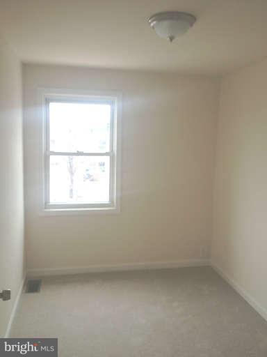 2837 Hollins Ferry Road Baltimore, MD 21230 - Photo 17 of 23 Bedroom