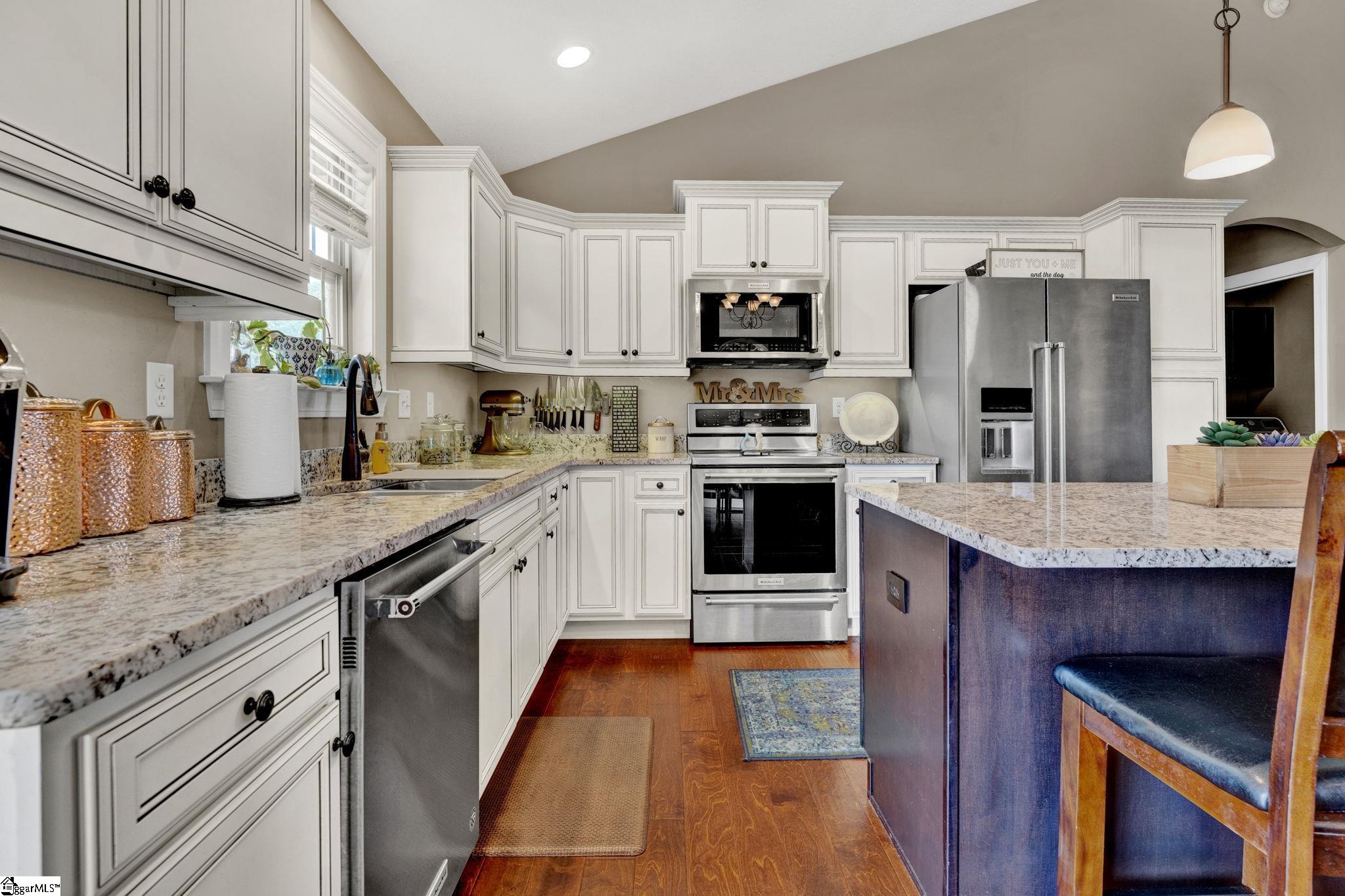 452 Silver Lake Road Duncan, SC 29334 - Photo 12 of 31 Gallery Image 12