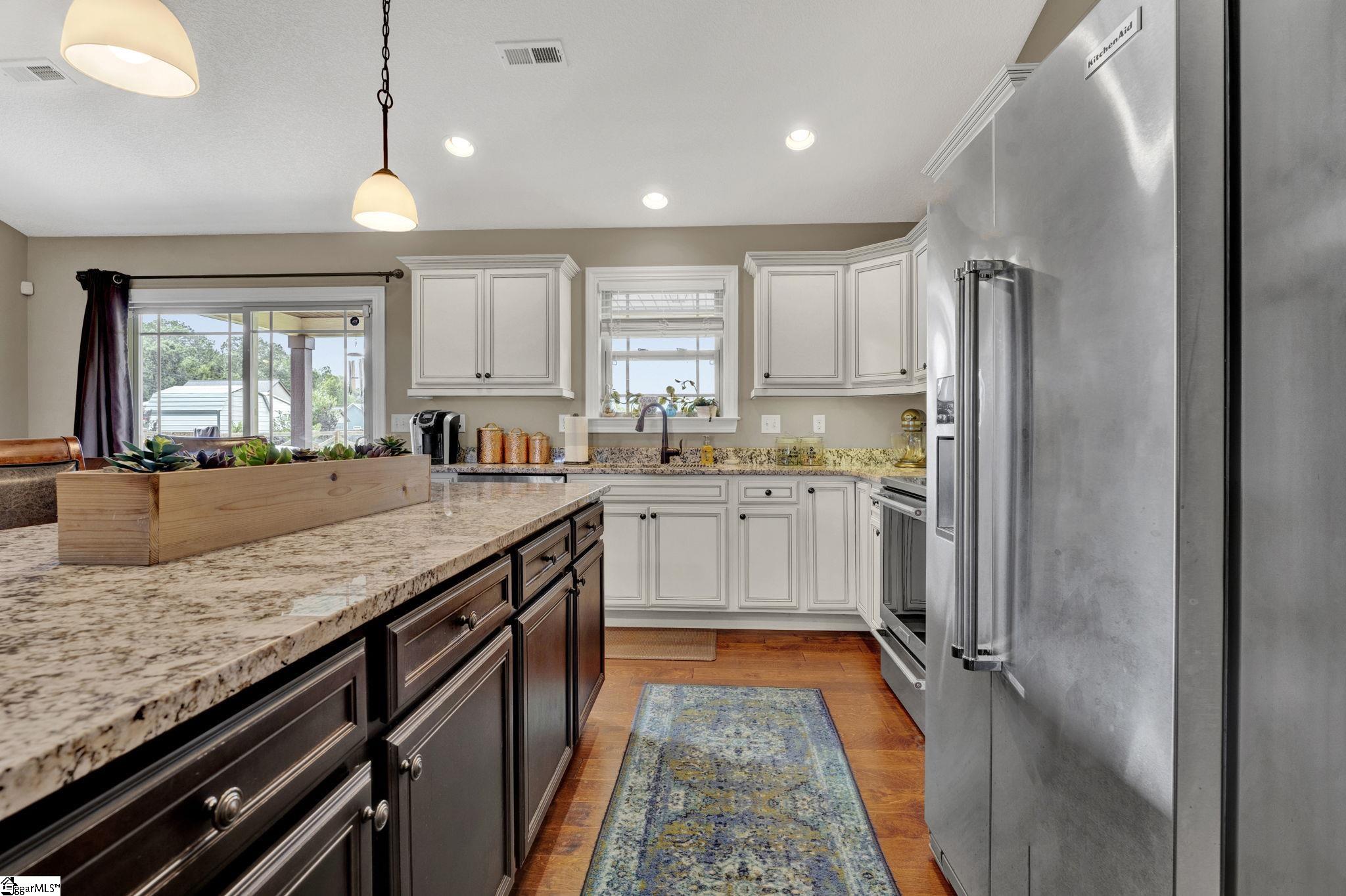 452 Silver Lake Road Duncan, SC 29334 - Photo 10 of 31 Gallery Image 10