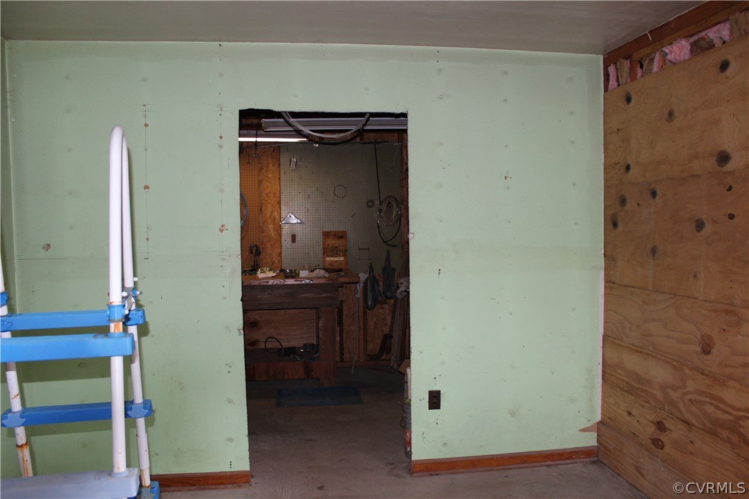 10735 River Road Chesterfield, VA 23838 - Photo 23 of 25 extra storage in garage