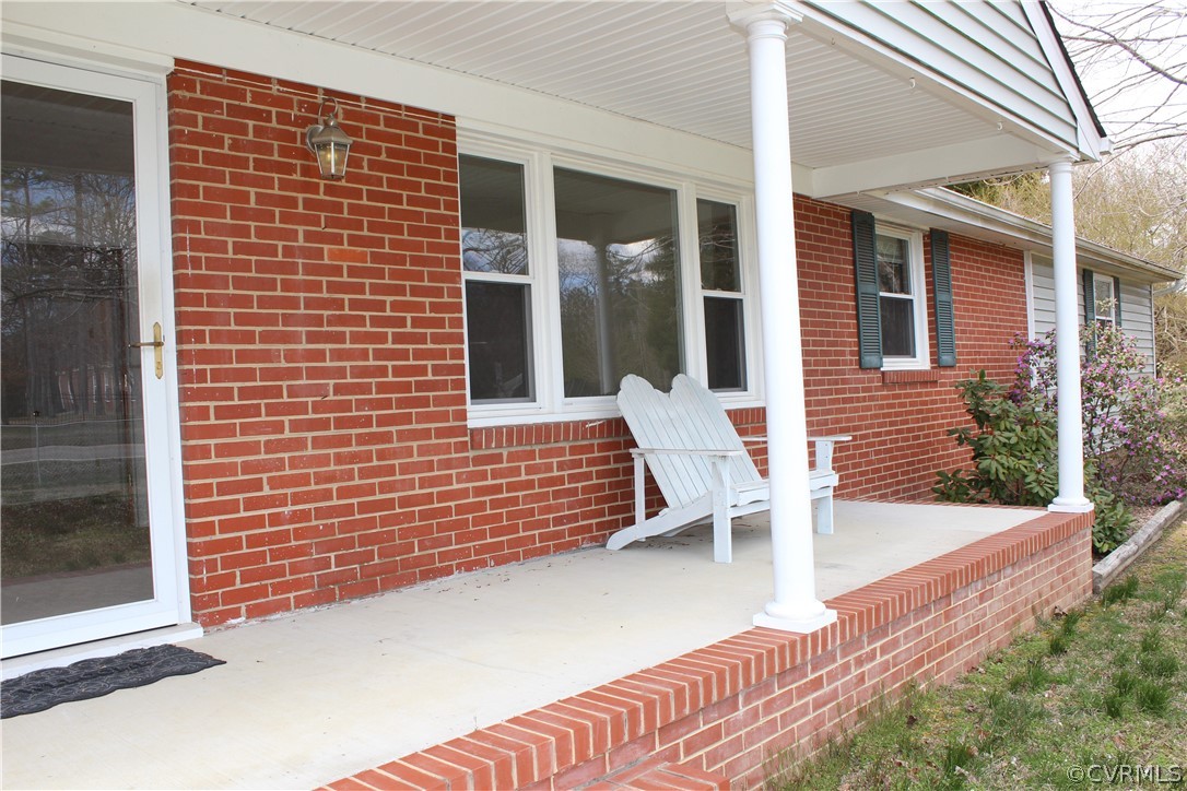 10735 River Road Chesterfield, VA 23838 - Photo 5 of 25 Front Porch