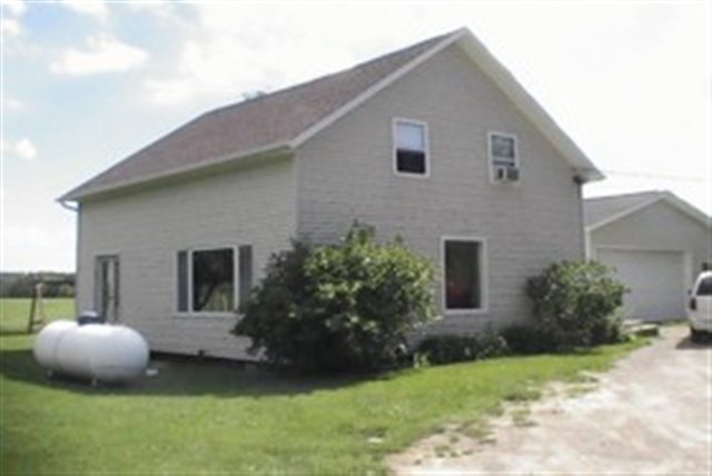 11677 Jeddo Road Yale, MI 48097 - Photo 1 of 6 31011997.JPG