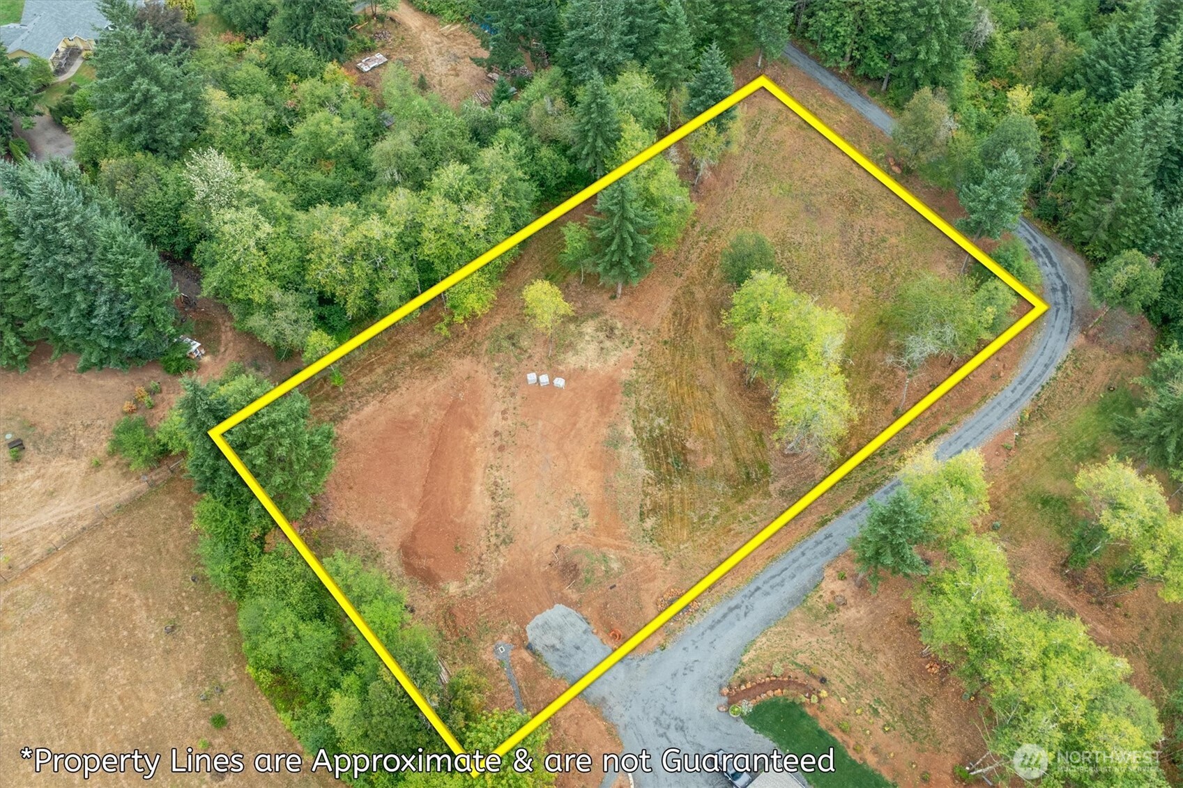 133 Silverthistle Road Winlock, WA 98596 - Photo 13 of 15 a view of a small swimming pool with a balcony
