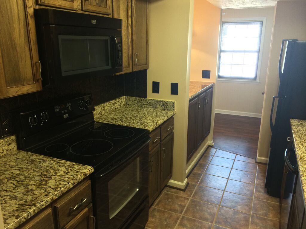 4001 Anderson Road, Unit N28 Nashville, TN 37217 - Photo 11 of 19 Gallery Image 11