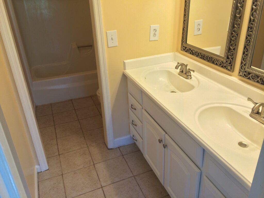 4001 Anderson Road, Unit N28 Nashville, TN 37217 - Photo 8 of 19 Gallery Image 8