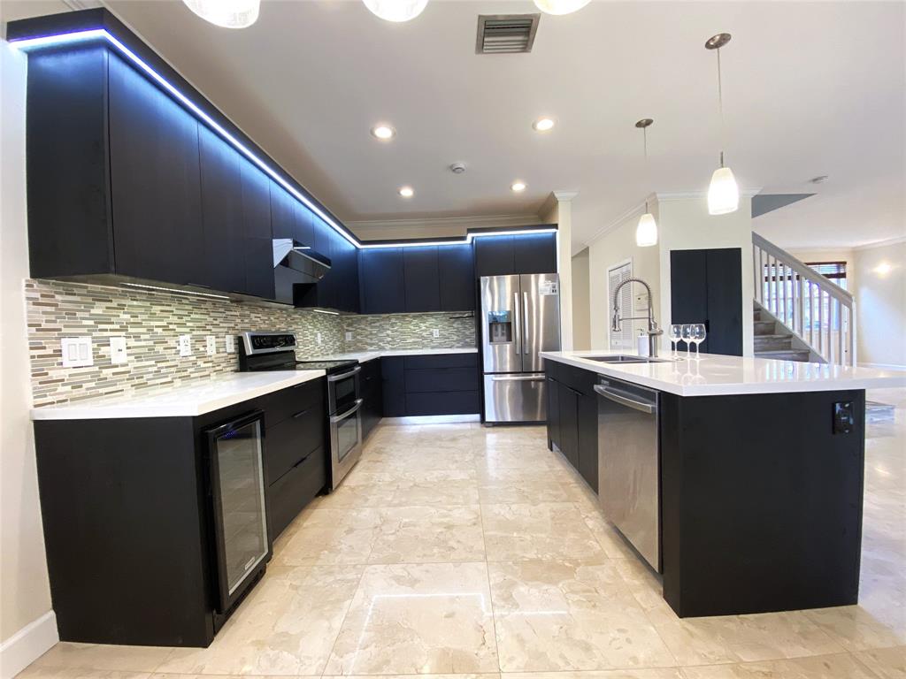 4375 Foxtail Lane Weston, FL 33331 - Photo 16 of 84