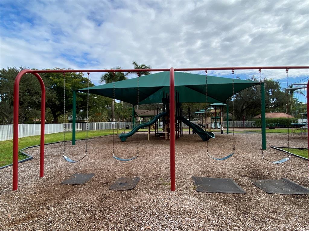 4375 Foxtail Lane Weston, FL 33331 - Photo 74 of 84