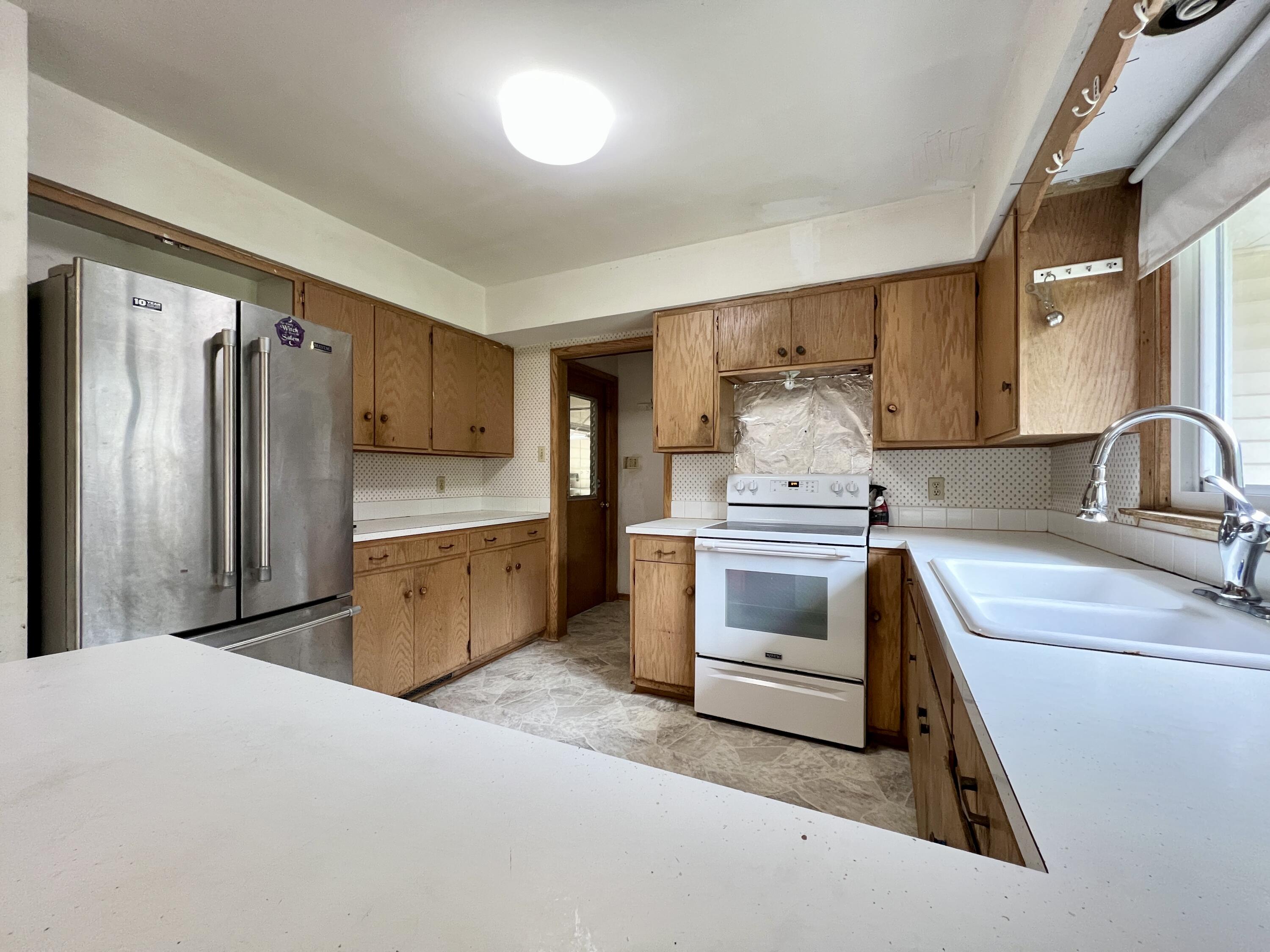 3205 North 10th Street Sheboygan, WI 53083 - Photo 14 of 51 06BD58DA-5019-4289-9166-E37106C0587E_1_2