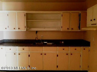 13410 Yellow Bluff Road Jacksonville, FL 32226 - Photo 3 of 10 Kitchen