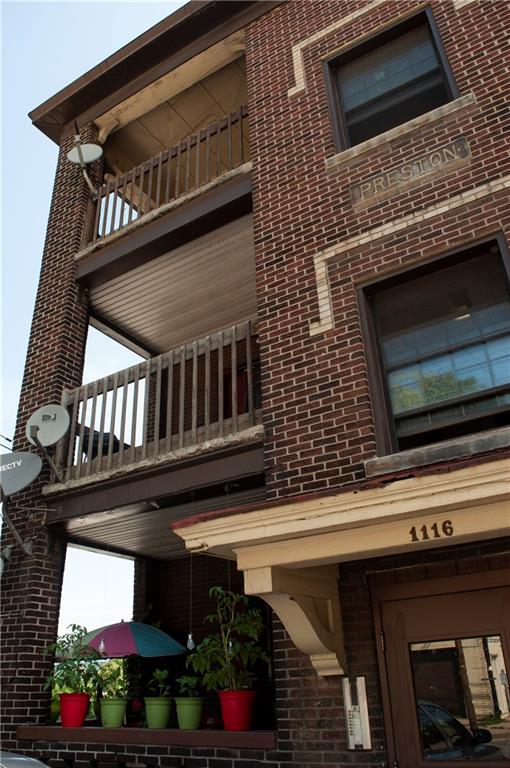 1116 Island Avenue McKees Rocks, PA 15136 - Photo 3 of 25 Gallery Image 3