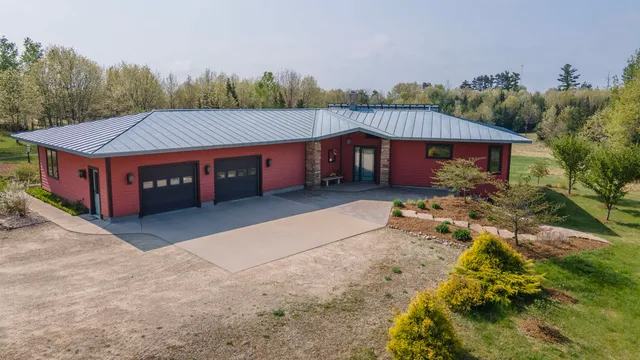 $950,000 | W7429 Akron Drive, Wild Rose, WI 54984