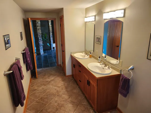 $950,000 | W7429 Akron Drive, Wild Rose, WI 54984