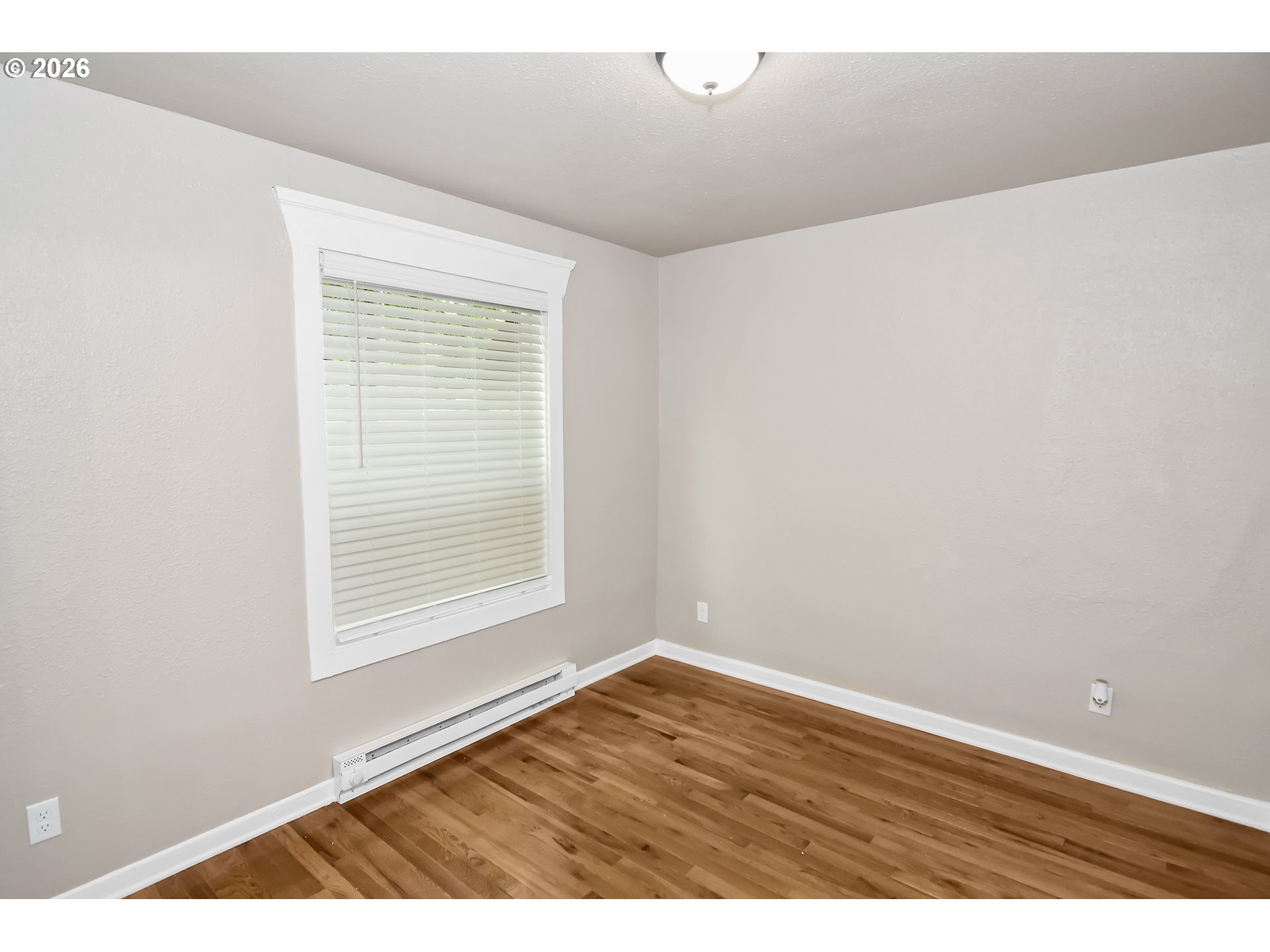 608 4th Street Springfield, OR 97477 - Photo 12 of 33 Unit #1